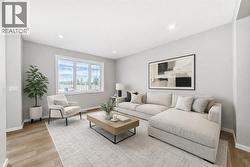 92 Creekside Rise SW  Calgary, AB T2X 6G8