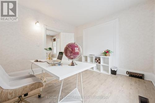 36 Linden Avenue, Kitchener, ON - Indoor