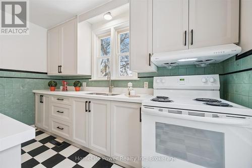 36 Linden Avenue, Kitchener, ON - Indoor Photo Showing Kitchen With Double Sink