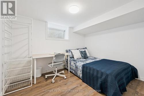 36 Linden Avenue, Kitchener, ON - Indoor Photo Showing Bedroom