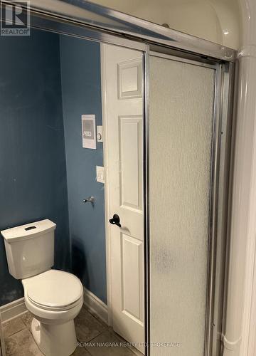 430 Gorham Road, Fort Erie (Ridgeway), ON - Indoor Photo Showing Bathroom