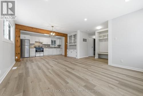 88 Glendale Avenue, Deep River, ON - Indoor