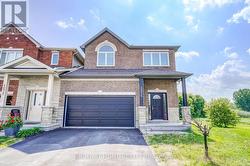 1074 NORTHGRAVES CRESCENT  Ottawa, ON K2M 0C6