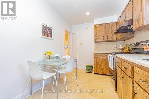 12 Canham Crescent, Toronto, ON - Indoor