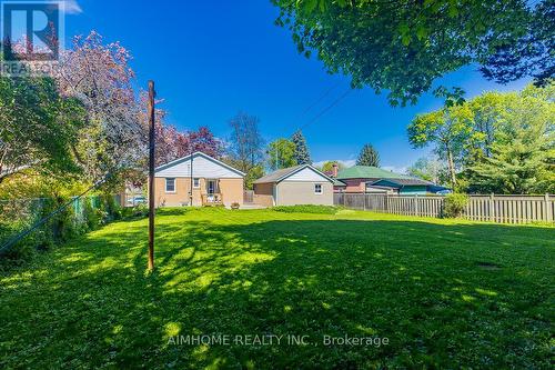 12 Canham Crescent, Toronto, ON - Outdoor