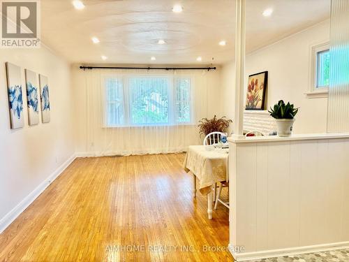 12 Canham Crescent, Toronto, ON - Indoor Photo Showing Other Room