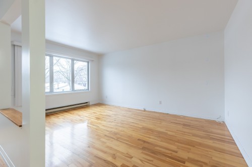 Living Room - 11907 Boul. Lacordaire, Montréal (Montréal-Nord), QC - Indoor Photo Showing Other Room
