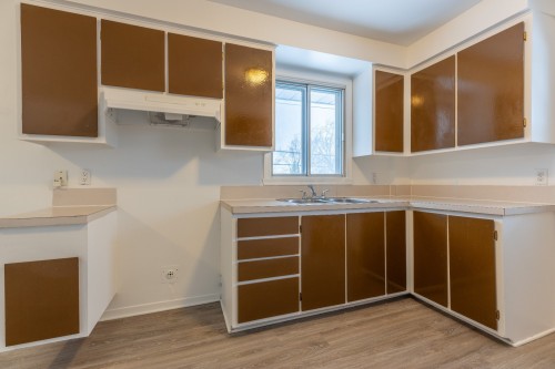 Kitchen - 11907 Boul. Lacordaire, Montréal (Montréal-Nord), QC - Indoor Photo Showing Kitchen With Double Sink