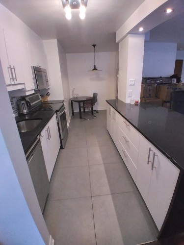 Cuisine - 505-3455 Rue Drummond, Montréal (Ville-Marie), QC - Indoor Photo Showing Kitchen