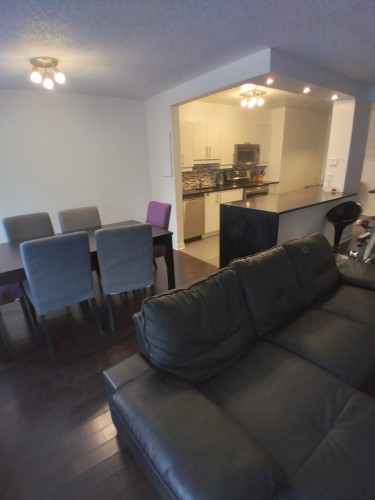 Vue d'ensemble - 505-3455 Rue Drummond, Montréal (Ville-Marie), QC - Indoor Photo Showing Living Room