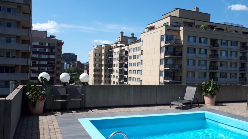 Vue - 505-3455 Rue Drummond, Montréal (Ville-Marie), QC - Outdoor With In Ground Pool