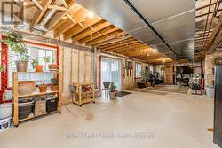 LARGE W/O BASEMENT WITH LOTS OF NATURAL LIGHT. - 