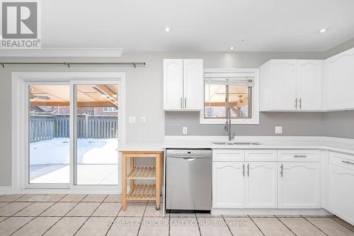 50 Pelham Drive, Hamilton, ON - Indoor Photo Showing Kitchen With Double Sink