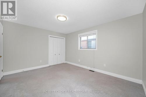 50 Pelham Drive, Hamilton, ON - Indoor Photo Showing Other Room