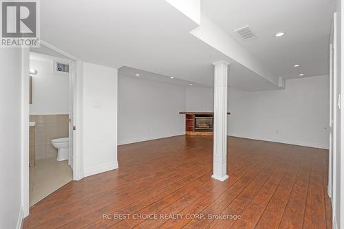 50 Pelham Drive, Hamilton, ON - Indoor Photo Showing Other Room