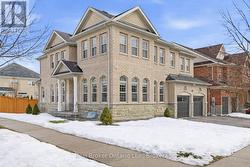 43 MCCANDLESS COURT  Caledon (Caledon East), ON L7C 3R6