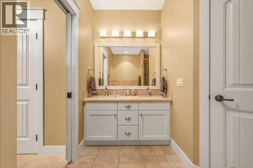 354 Quilchena Drive, Kelowna, BC - Indoor Photo Showing Bathroom