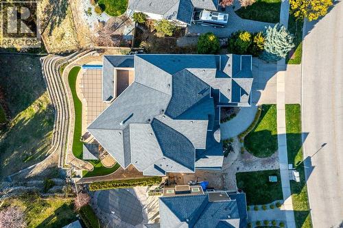 354 Quilchena Drive, Kelowna, BC - Outdoor With In Ground Pool