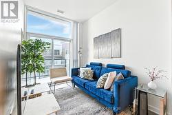 201 - 60 HONEYCRISP CRESCENT  Vaughan, ON L4K 0N5