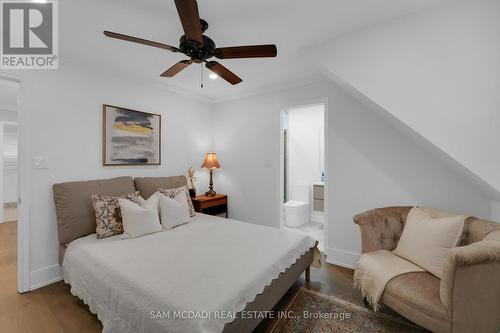 807 Indian Road, Mississauga, ON - Indoor Photo Showing Bedroom