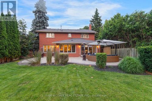 807 Indian Road, Mississauga, ON - Outdoor With Deck Patio Veranda