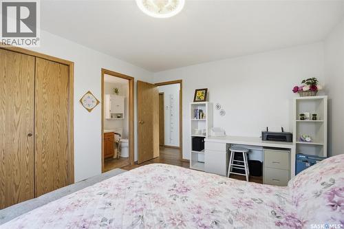 201 103 Keevil Crescent, Saskatoon, SK - Indoor Photo Showing Bedroom