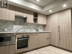 2808 - 17 BATHURST STREET  Toronto, ON M5V 0N1