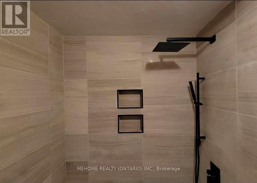 7 Merrydrew Court, Mississauga, ON - Indoor