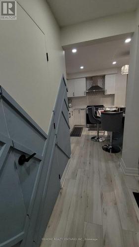 7 Merrydrew Court, Mississauga, ON - Indoor Photo Showing Other Room