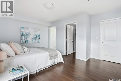 702 902 Spadina Crescent E, Saskatoon, SK - Indoor Photo Showing Bedroom