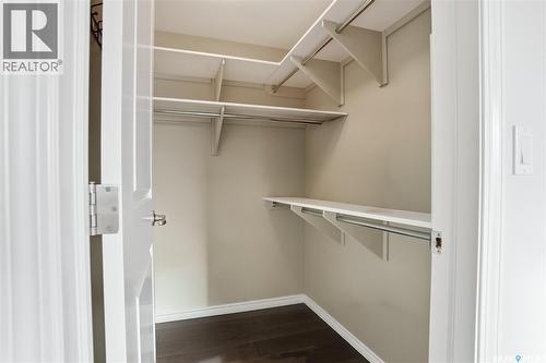 702 902 Spadina Crescent E, Saskatoon, SK - Indoor With Storage