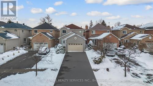 36 MERGANSER CRESCENT  Brampton, ON L6W 4E7