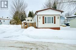 66 PINEHURST ESTATES  Petawawa, ON K8H 2H2