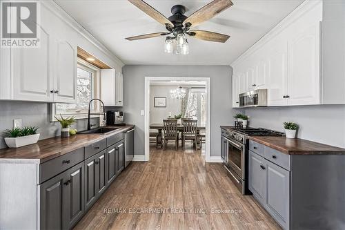 5295 Trinity Church Road, Hamilton, ON - Indoor Photo Showing Kitchen