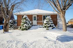 3440 Rue Gélineau  Longueuil (Saint-Hubert), QC J3Y 4L3