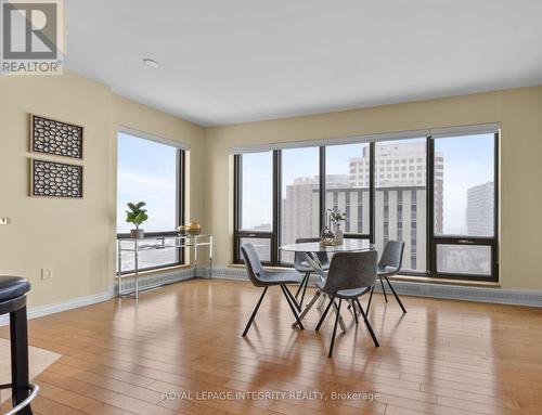1207 - 90 George Street, Ottawa, ON - Indoor