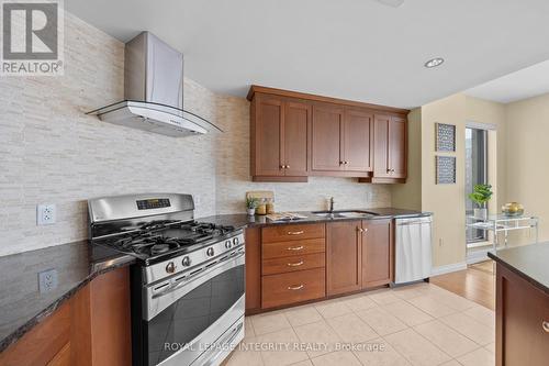 1207 - 90 George Street, Ottawa, ON - Indoor Photo Showing Kitchen