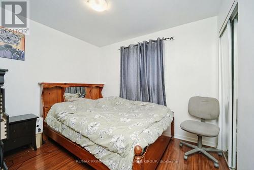 7001 Chigwel Court, Mississauga, ON - Indoor Photo Showing Bedroom