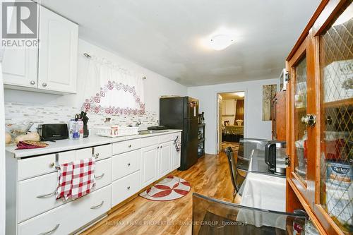 7001 Chigwel Court, Mississauga, ON - Indoor