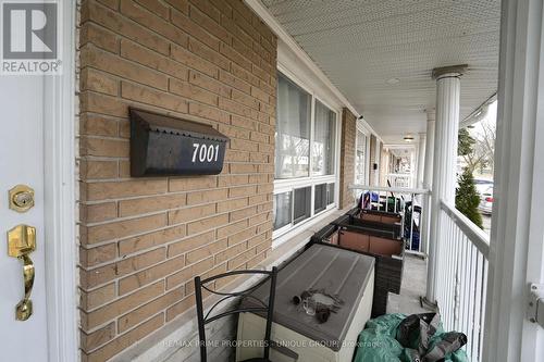 7001 Chigwel Court, Mississauga, ON -  With Exterior