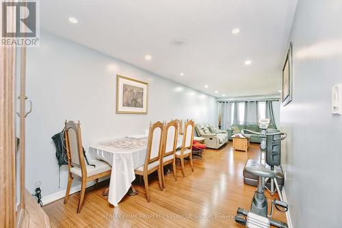 7001 Chigwel Court, Mississauga, ON - Indoor Photo Showing Dining Room
