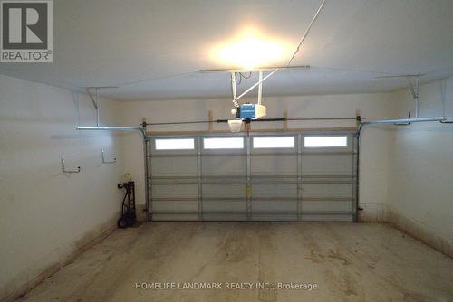 2485 Badger Crescent, Oakville, ON - Indoor Photo Showing Garage