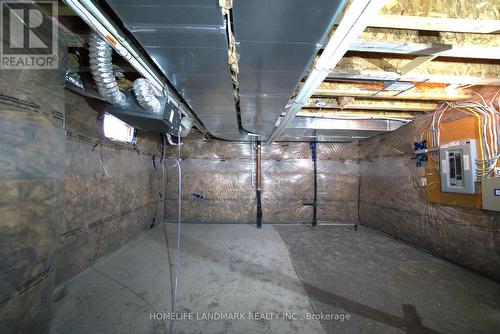 2485 Badger Crescent, Oakville, ON - Indoor