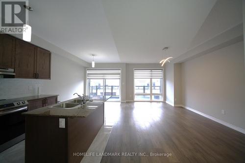 2485 Badger Crescent, Oakville, ON - Indoor Photo Showing Kitchen With Double Sink