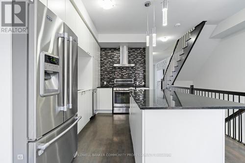 193 Huguenot Road, Oakville, ON - Indoor