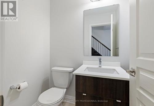 193 Huguenot Road, Oakville, ON - Indoor