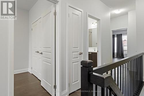 193 Huguenot Road, Oakville, ON - Indoor Photo Showing Other Room