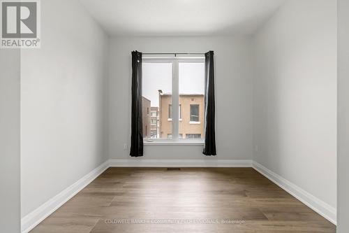193 Huguenot Road, Oakville, ON - Indoor Photo Showing Bathroom
