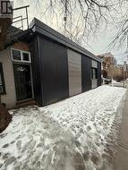 Separate Entrance to 3BR Unit - 115 Percy St - 