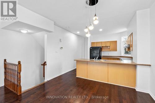 1032 Redtail Private, Ottawa, ON - Indoor Photo Showing Kitchen